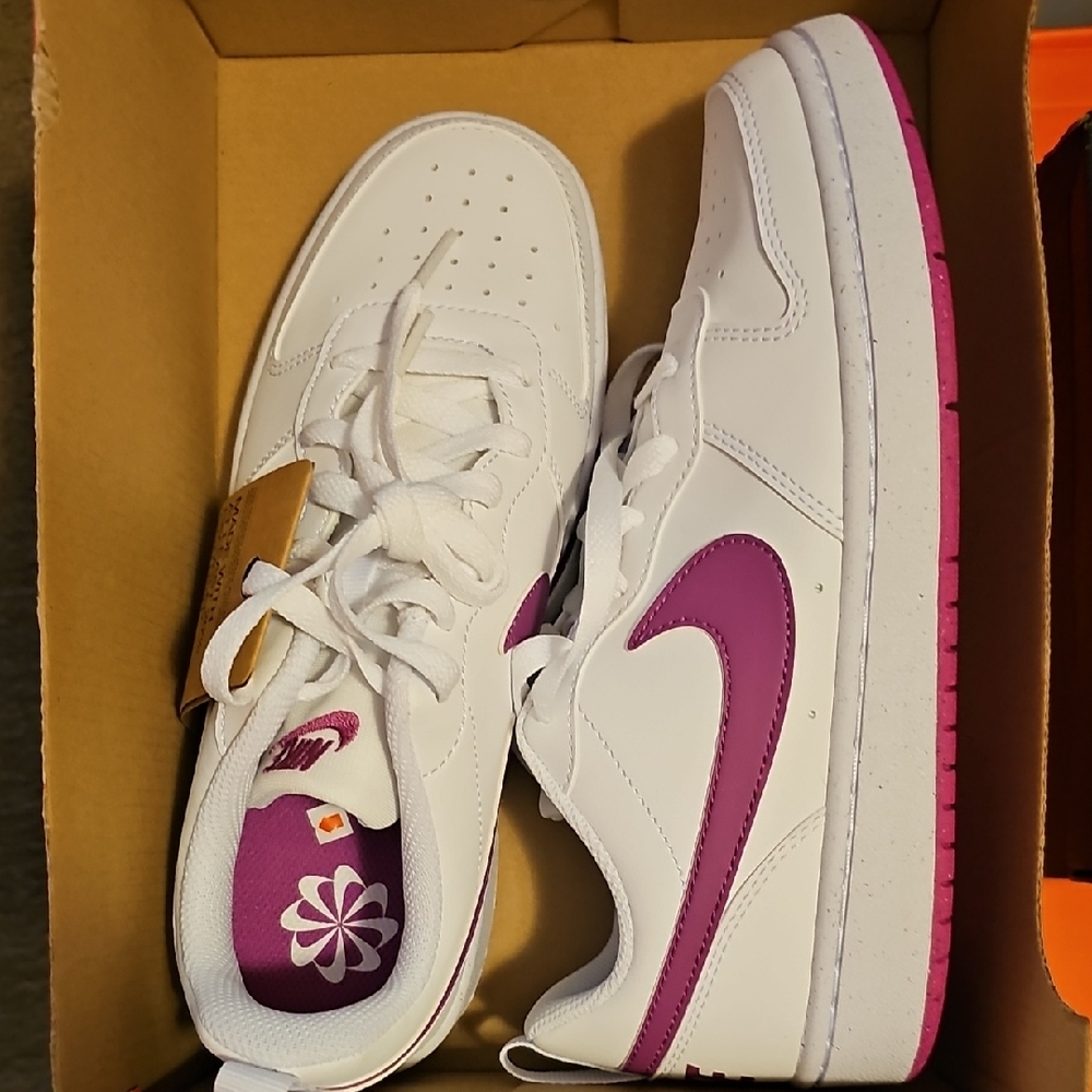 Nike White and Purple Athletic Shoes
